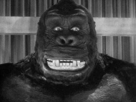 "King Kong" goes to Broadway and goes bananas.